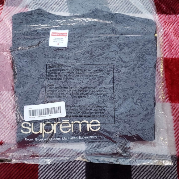 supreme five boroughs tee navy - Picture 1 of 5